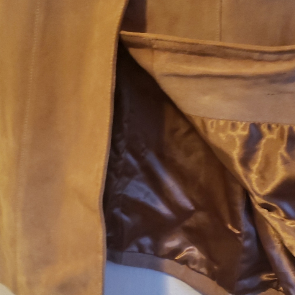 Jacket - Picture 3 of 5